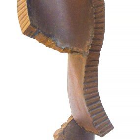 Rasgaduras - 83 x 25 x 25cm - Aço corten laqueado - 1989