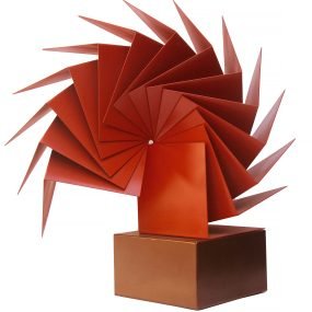 Caracol - 80 x 75 x 35cm - Aço corten laqueado - 2009