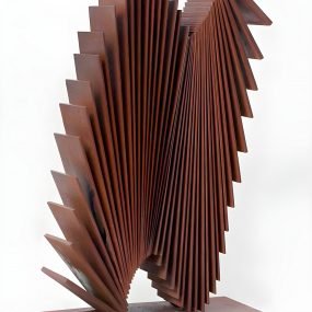 Forma cinética - 63 x 40 x 18 cm - Aço