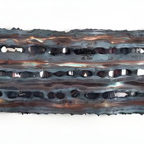 Linhas espelhadas - 180 x 40 x 8 cm - Aço